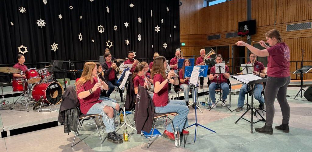 Das Jugendorchester beim IMV Familiennachmittag mit Anika Freiburger